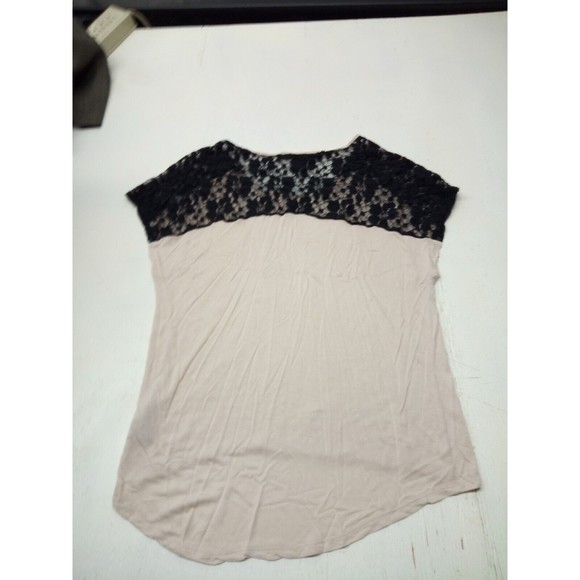 Forever 21 Shirt Womens Small Cream W/Black Lace Short Sleeve Crew Neck - Picture 5 of 5